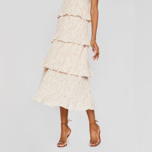 Club Monaco Pleated Tiers Occasion Dress - Picture 3 of 6